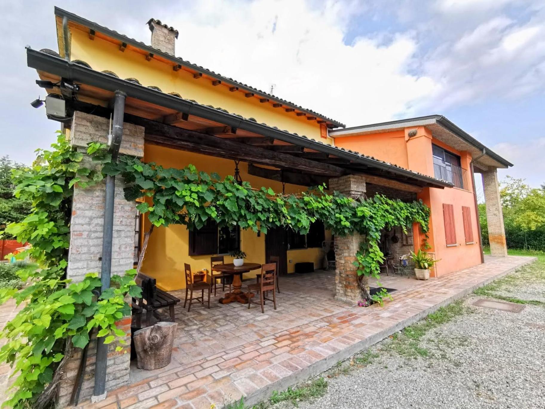 R&B Albero Cavo Parma Bed and Breakfast Exteriör bild